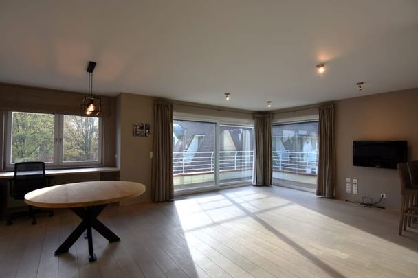 Appartement te huur - Photo 1