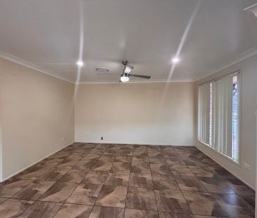 Big Family Home, No Mowing Required! - Photo 4