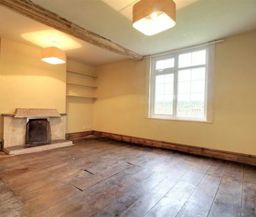 Detached house to rent on - Photo 1