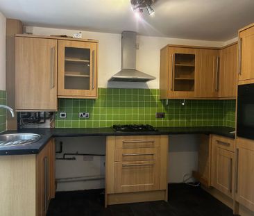 Hendre Park, Llangennech, Llanelli, Carmathenshire, SA14 8UR - Photo 3