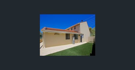 Spacious Beachside Home with Ocean Views - Photo 4