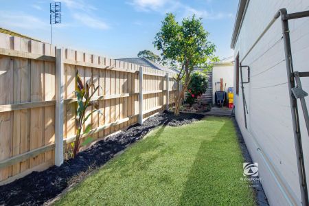 PERFECT POSITION ON PEARSON - Photo 3