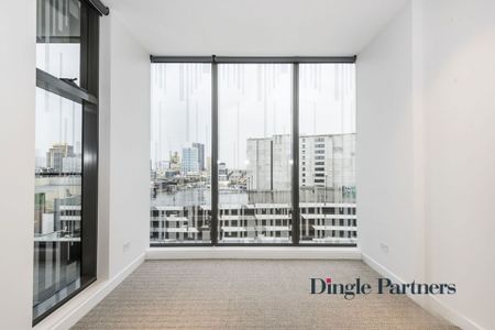 Stylish North-Facing Two-Bedroom Apartment in the Heart of South Yarra - Photo 3