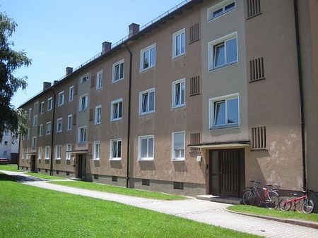 Renovierte 3-Zimmer-Wohnung mit Balkon! - Foto 3