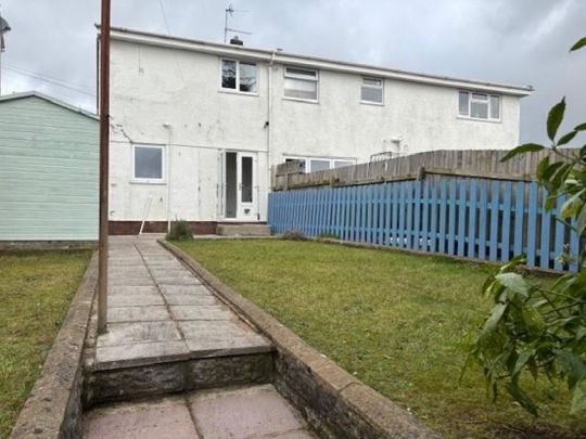 Meadow Rise, Brynna, Pontyclun - Photo 1