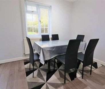 Kent Road, Woking, Surrey, GU22 - Photo 4