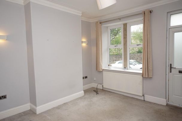 3 bedroom House To Let - Photo 1