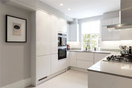 3 bedroom flat in South Kensington - Photo 5