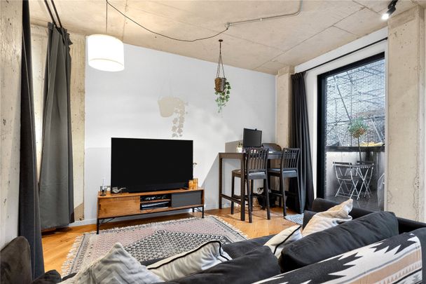 Wallis Road, London, E9 5TZ - Photo 1