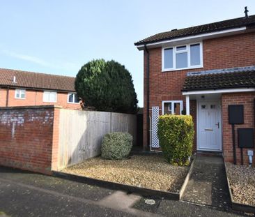 2 bedroom end of terrace house to rent - Photo 3