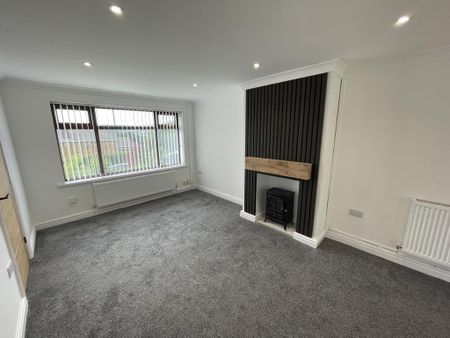 3 bedroom semi-detached house to rent - Photo 3