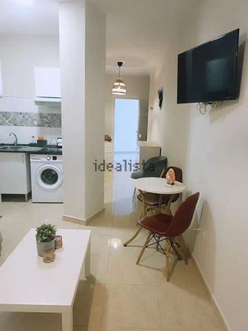 Alquiler de estudio en Pz Hospital Civil - Photo 5