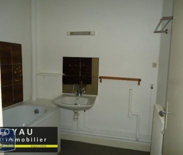 Location Appartement 3 pièces 69m² ALENCON 61000 - Photo 4