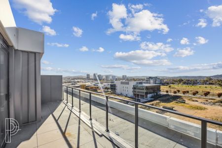 Live in the heart of Gungahlin - Photo 5