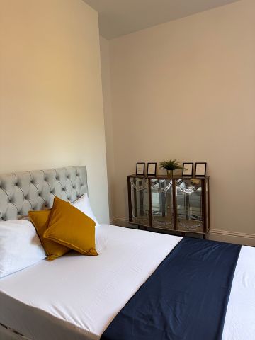 Room in a Shared House, Walm Lane, NW2 - Photo 3