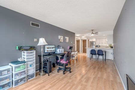 For Lease - 25 Agnes Street Unit# 903, Mississauga, Ontario - Photo 2