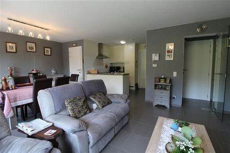 Appartement te huur - Foto 2