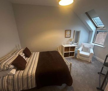 24 Richmond Park, Finaghy, Belfast, BT10 0HB - Photo 4