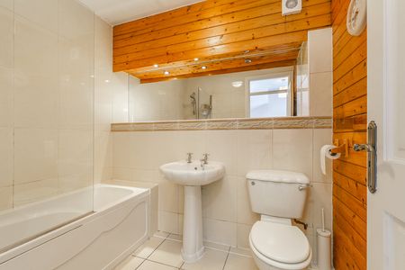 Adelaide, Strand Road, Sandymount, Dublin 4, D04 X7T2 - Photo 2