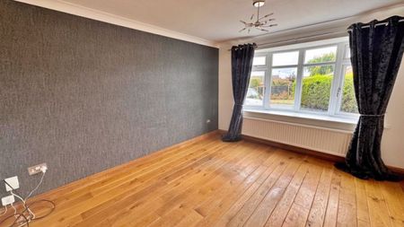 Fern Grove, Cherry Willingham, Lincoln, LN3 4BG - Photo 2