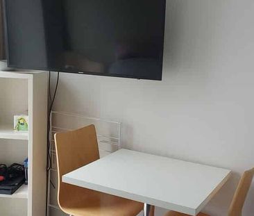 Fully furnished, power included - Photo 1