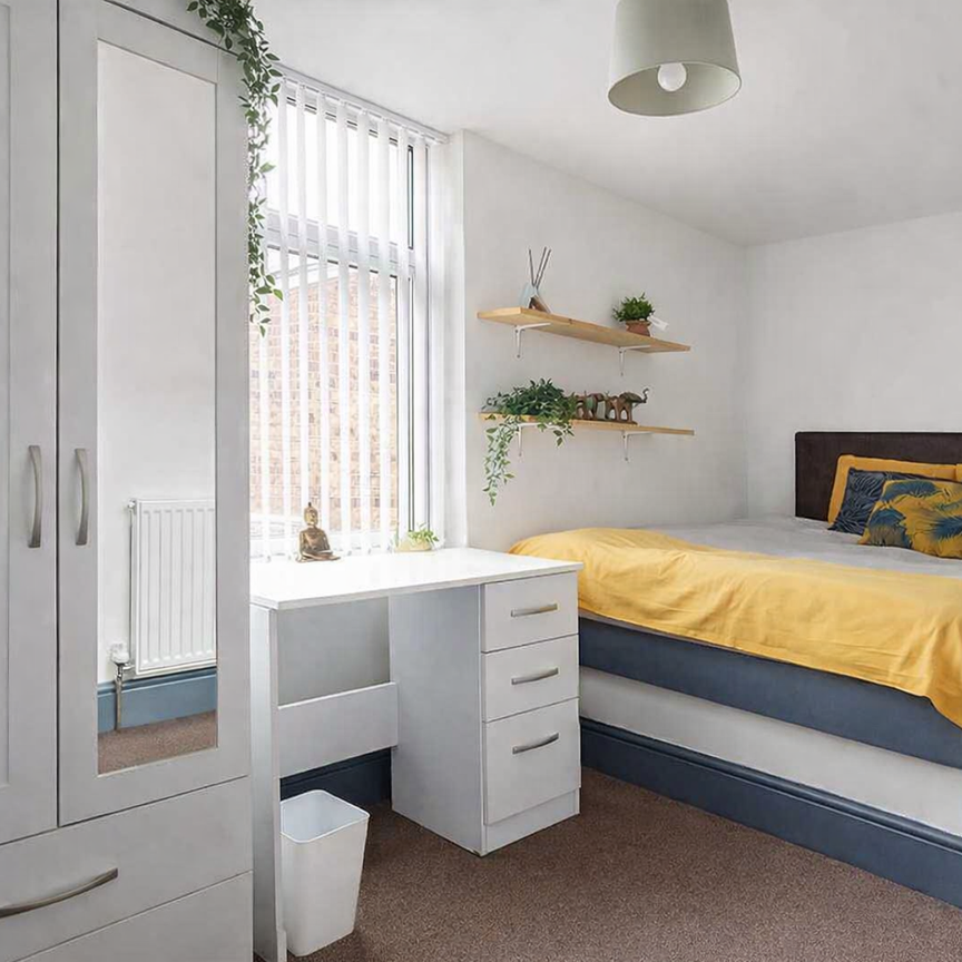 Boughey Road Room 2 - Photo 1