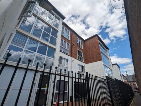 1 bedroom flat to rent - Photo 5