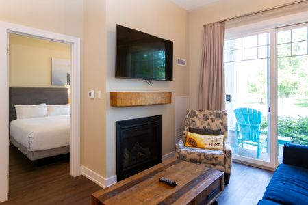 For Lease - 25 PEN LAKE POINT Road Unit# 110, Huntsville, Ontario - Photo 5