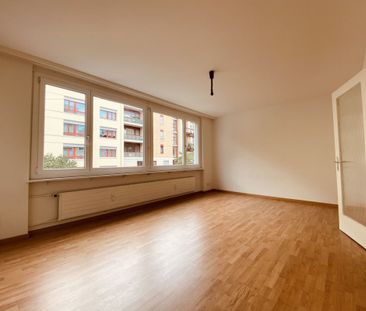 Helle und gemütliche 1 Zimmerwohnung mit Bad und Küche per sofort - Photo 3