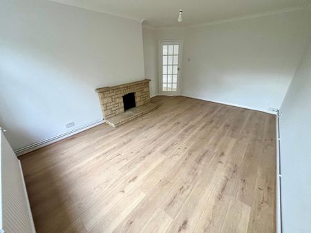 2 bedroom ground floor maisonette to rent - Photo 3