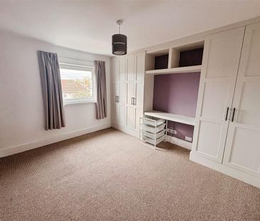 Fairwater Grove East, CARDIFF - Photo 6