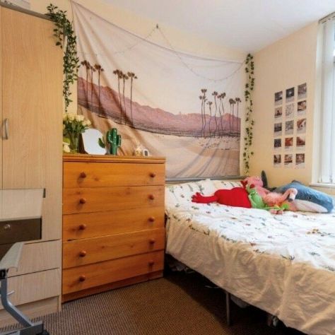 229 Dawlish Road - Photo 1