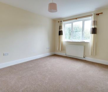 2 bedroom maisonette to rent - Photo 1