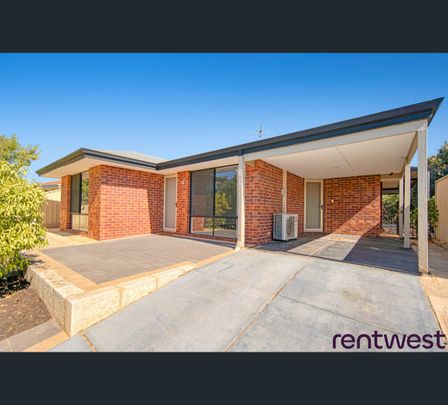 8/31 Third Avenue, Kelmscott, WA 6111 - Photo 1
