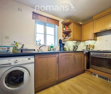 Peatey Court, Princes Gate, High Wycombe, HP13 - Photo 2