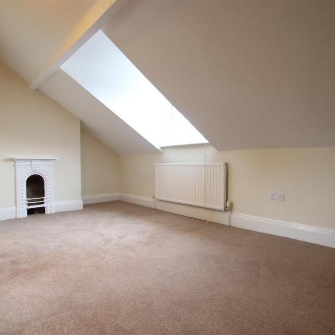 5 bedroom terraced house to rent - Photo 1