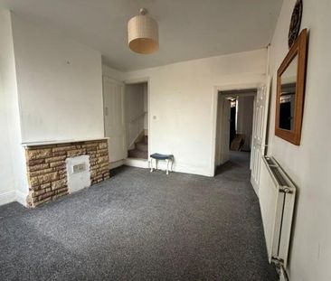 3 bedroom property to rent - Photo 1