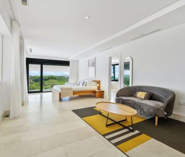 7 room luxury Villa for rent in Sotogrande, Spain - Photo 5