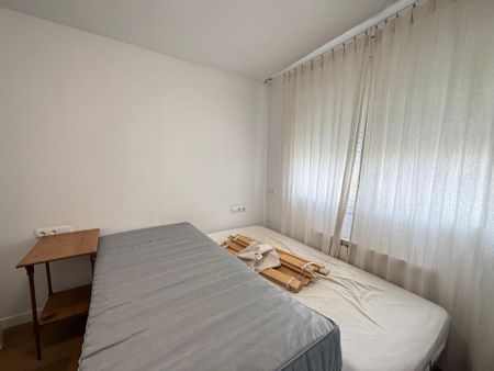 Dúplex de alquiler en De Salvador Casas I Baltasar, Olesa de Montserrat - Photo 3