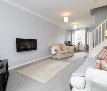 3 bedroom semi-detached house to rent - Photo 2