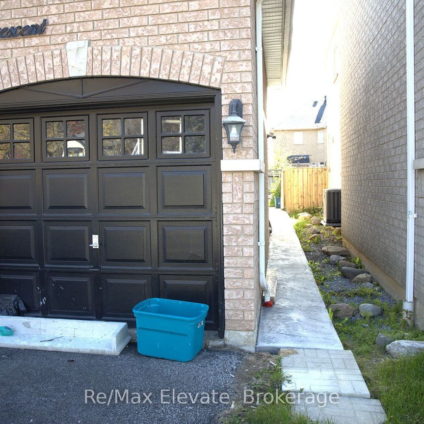 For Lease - 508 Summerpark Crescent, Pickering, Ontario - Photo 1