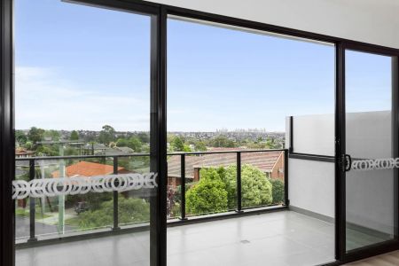 Brand-New 2-Bedroom Apartment | Stylish Living in Prime Doncaster Location - Photo 5