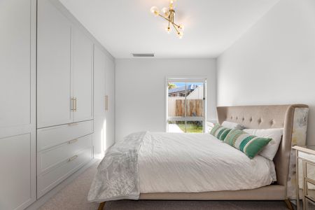 71 Old Ferry Road, Illawong NSW 2234 - House For Rent | Domain - Photo 5