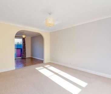 Thatcham, Berskhire, RG19 - Photo 3