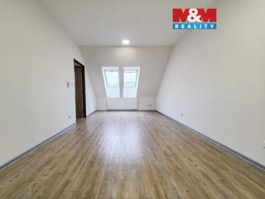 Pronájem bytu 2+kk, 51 m - Fotografie 1