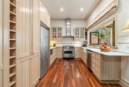 384 Peats Ferry Road, Hornsby NSW 2077 - House For Rent | Domain - Photo 4