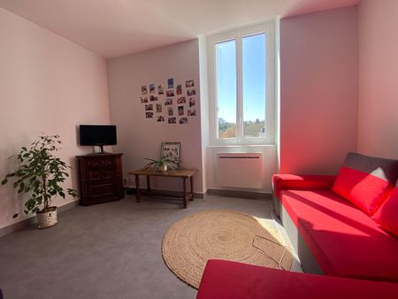 AIXE-SUR-VIENNE, T2 de 45m² avec parking ! - Photo 5