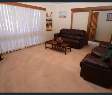 Convenient Living in Prime Location! - Photo 1