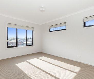 Brand New Luxury Living in the Heart of Berwick - Photo 2