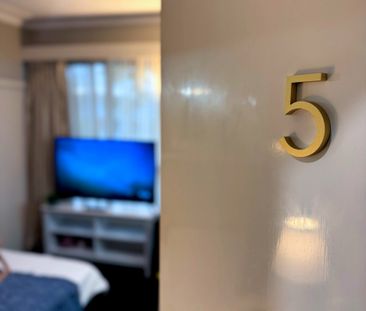 Burwood East - Photo 3